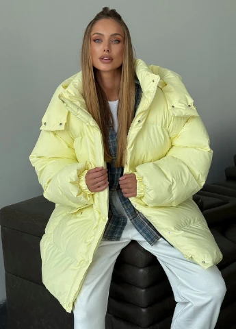 Желтая зимняя куртка No Brand