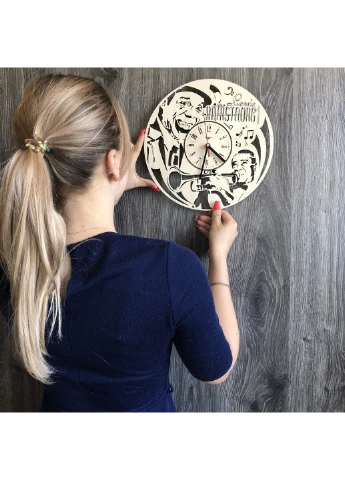 Годинник ручної роботи настінний дерев`яний «Луї Армстронг» 7Arts (253567535)