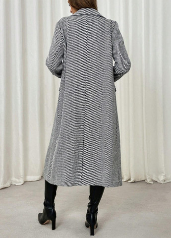 Черно-белое демисезонное Пальто двубортное SHEIN