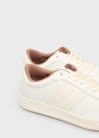 Молочные демисезонные кроссовки Calvin Klein