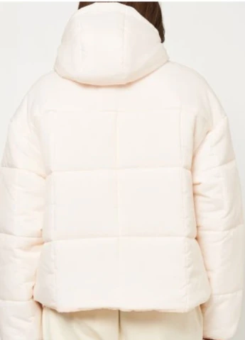 Светло-бежевая зимняя куртка fb7672-838 Nike Nsw Esstl Thrmr Clsc Puffer