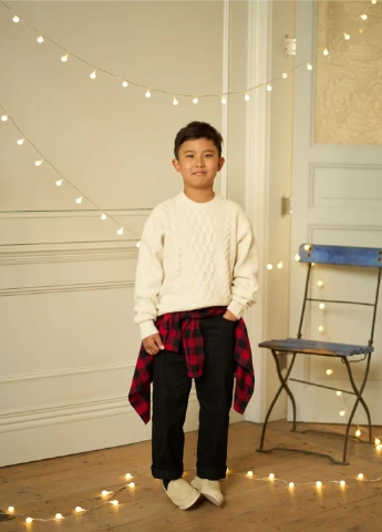 Молочный демисезонный свитер джемпер Uniqlo