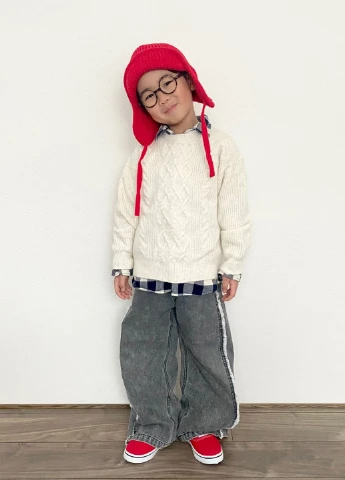 Молочный демисезонный свитер джемпер Uniqlo