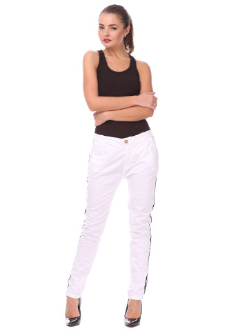 Белые кэжуал демисезонные зауженные брюки Rinascimento
