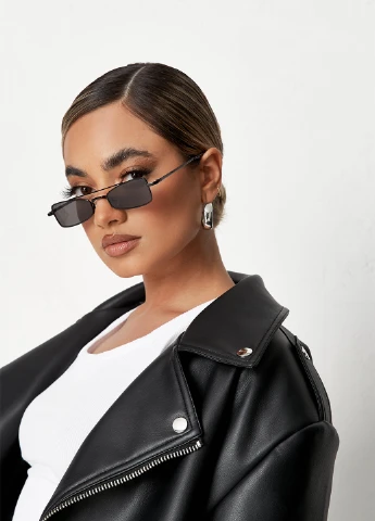 Чорна демісезонна куртка Missguided