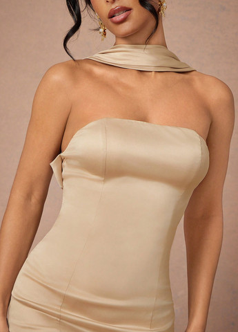 Бежева кежуал сукня з відкритою спиною SHEIN однотонна