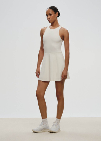 Молочна спортивна сукня сукня-майка NORBA однотонна