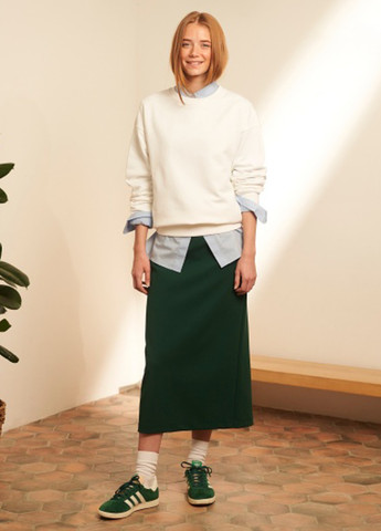 Зеленая кэжуал однотонная юбка Uniqlo а-силуэта (трапеция)