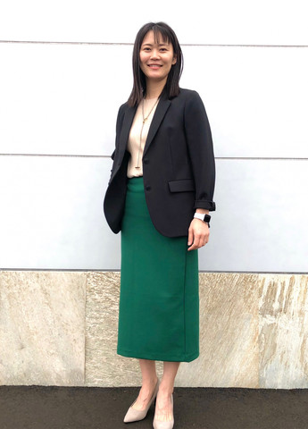 Зеленая кэжуал однотонная юбка Uniqlo а-силуэта (трапеция)