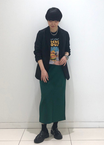 Зеленая кэжуал однотонная юбка Uniqlo а-силуэта (трапеция)