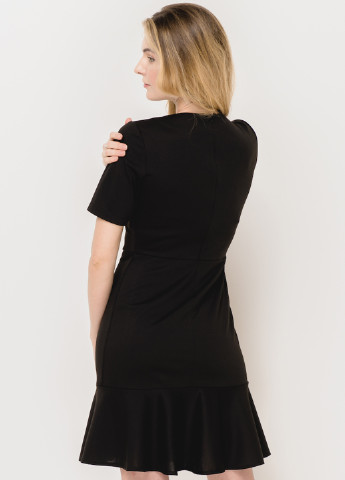 Черное кэжуал платье Escena однотонное