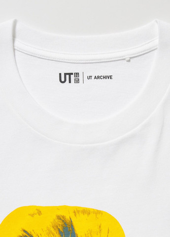 Біла футболка Uniqlo