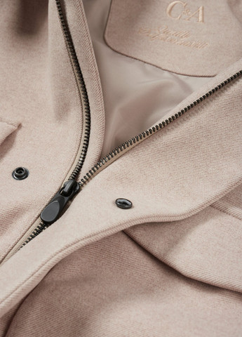 Бежева демісезонна куртка куртка-піджак C&A