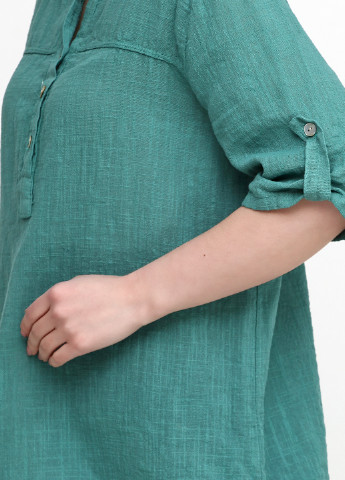 Бледно-зеленая летняя блуза Decree