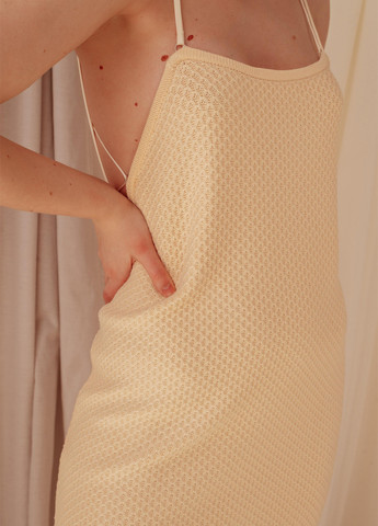 Молочное кэжуал платье с открытой спиной WKMF однотонное