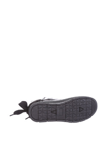Черные дутики Horoso со шнурками