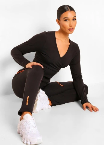 Черные демисезонные леггинсы Boohoo