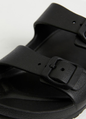 Черные пляжные сандали DeFacto