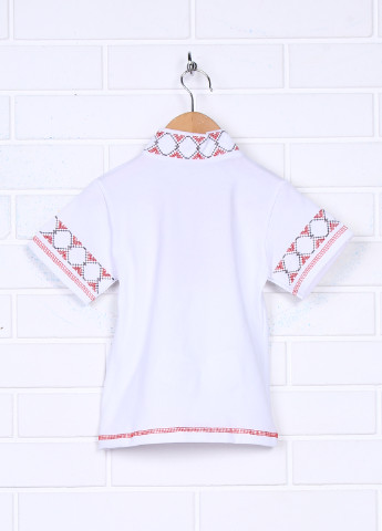 Белая кэжуал рубашка с орнаментом Ивтекс с коротким рукавом