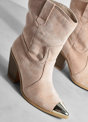 Бежевые осенние полусапоги Boohoo