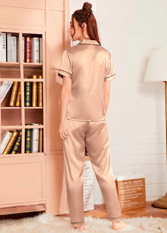 Бежевая всесезон пижама женская charm рубашка + брюки Berni Fashion 58364