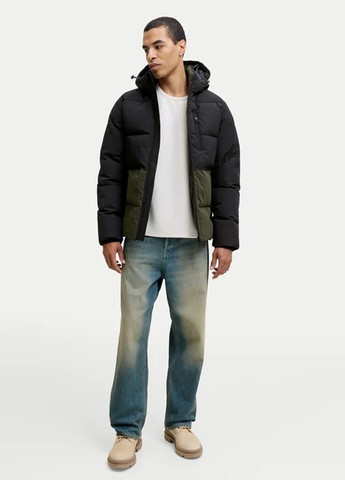 Темно-зелена демісезонна куртка Jack & Jones