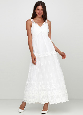 Белое кэжуал платье а-силуэт Naf Naf однотонное