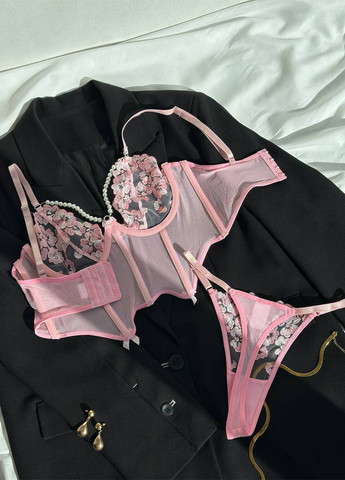 Розовый демисезонный комплект (бюстгальтер, трусики) NOVA VEGA