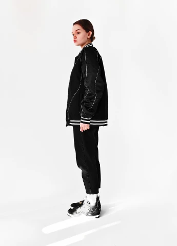 Бомбер Boohoo на кнопках (257805976)