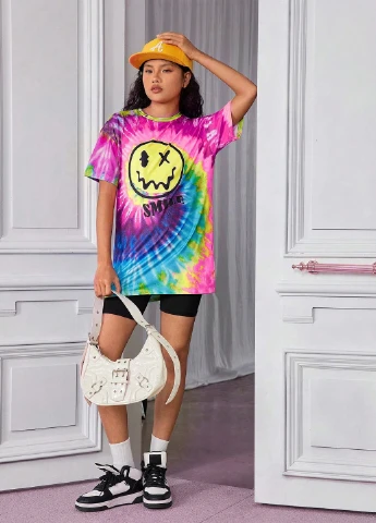 Комбинированный летний костюм (футболка, шорты) SHEIN