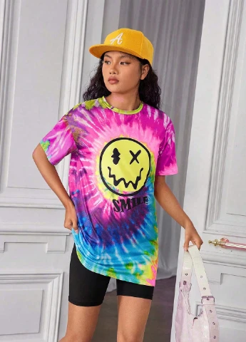 Комбинированный летний костюм (футболка, шорты) SHEIN