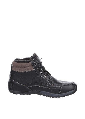 Черные зимние ботинки Cortina