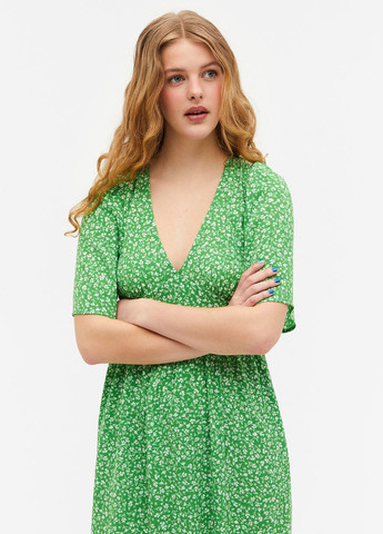 Зелена кежуал сукня а-силует Monki з квітковим принтом