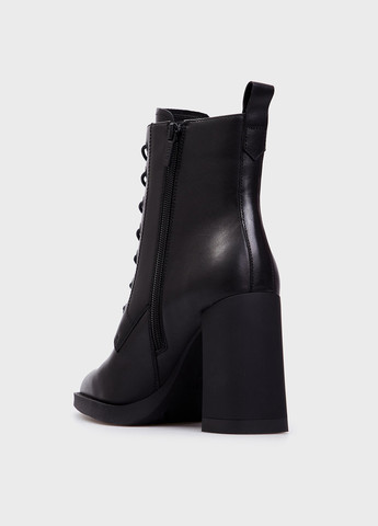 Чорні демісезонна ботильйони PRPY