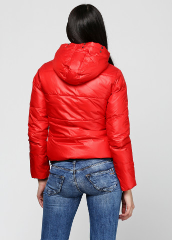 Червона зимня куртка Silvian Heach