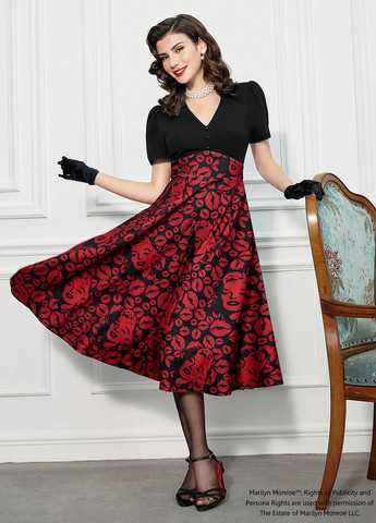 Черное кэжуал платье клеш, в стиле ампир SHEIN с абстрактным узором