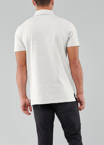 Светло-серая футболка-поло для мужчин Hollister меланжевая