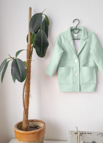 Серо-зеленое демисезонное Базовое пальто букле ZM