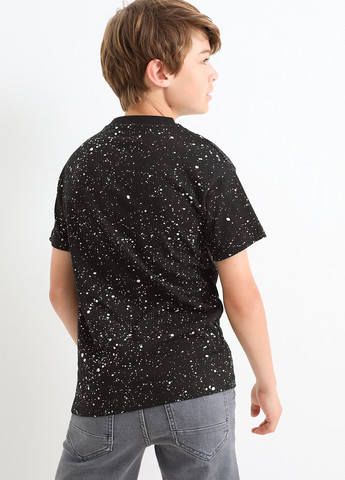 Черная летняя футболка C&A