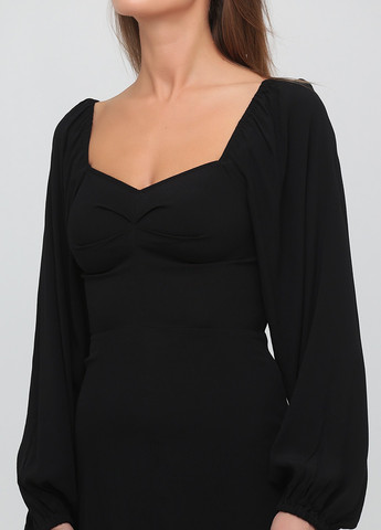 Черное кэжуал платье силуэтная, клеш Monki однотонное