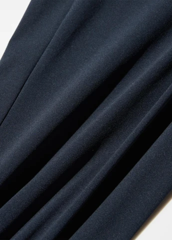 Графитовые кэжуал демисезонные зауженные брюки Uniqlo
