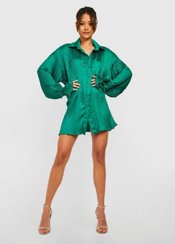 Зелена кежуал сукня сукня-сорочка, плісована Boohoo однотонна