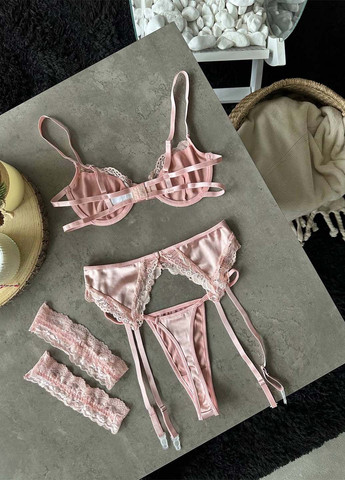 Бежевий демісезонний комплект (трусики, бюстгальтер, пояс, гартери) NOVA VEGA