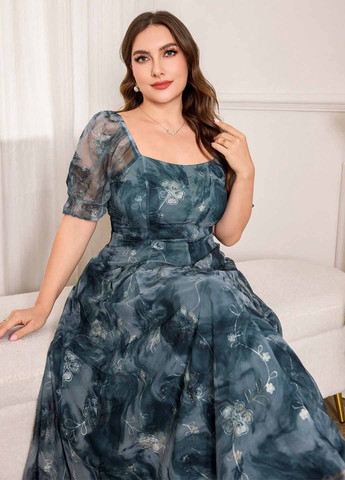 Комбинированное праздничный, кэжуал платье клеш SHEIN с абстрактным узором