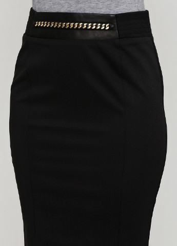 Черная офисная в полоску юбка Sassofono карандаш