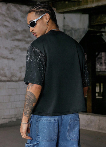 Чорна футболка SHEIN