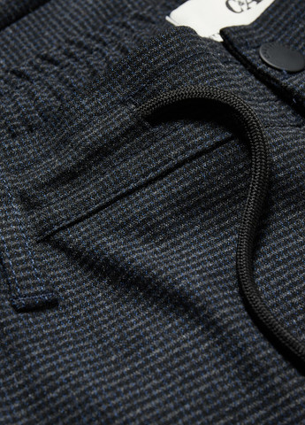 Темно-синие кэжуал демисезонные зауженные брюки C&A