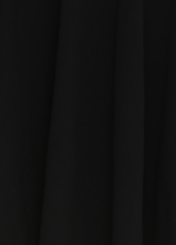 Черное коктейльное платье с открытыми плечами, бэби долл Missguided однотонное