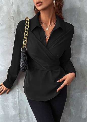 Чёрная блуза на запах, с баской SHEIN