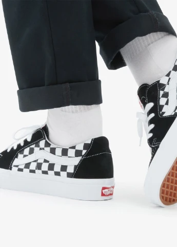 Черно-белые кеды Vans SK8-OX BLACK/CHECKERBOARD с белой подошвой, с логотипом